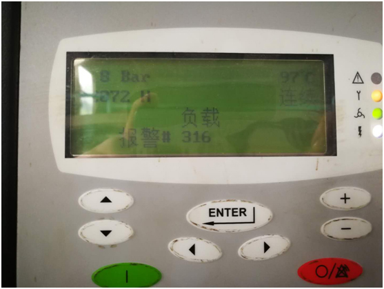 由于油品問題導致油氣分離器壓差高，空壓機潤滑油結膠，油濾堵塞，機器高溫報警(圖2)
